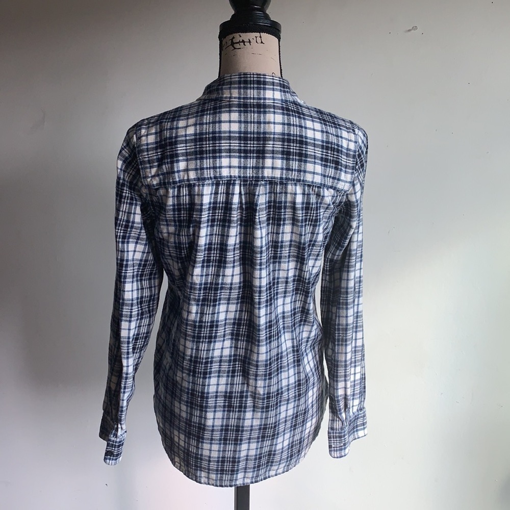 Madewell Button Down Blue and White Flannel - Picture 6 of 8